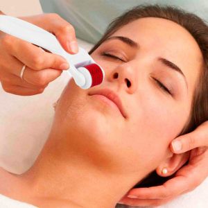 Rodillo rejuvenecedor antimanchas antiacne 4 en 1